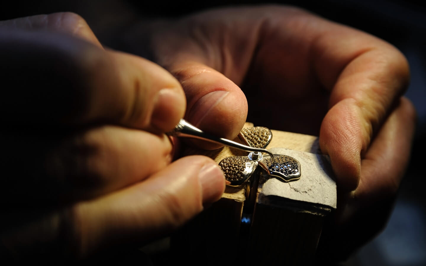 Silversmith craftsman jewellery