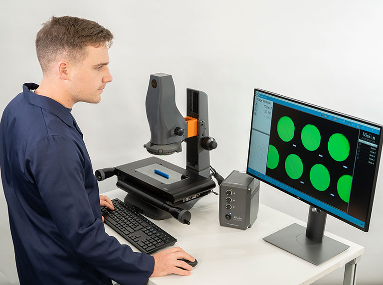 Swift-PRO-Edge_A7301838-768×572 precision metals on Swift PRO stage