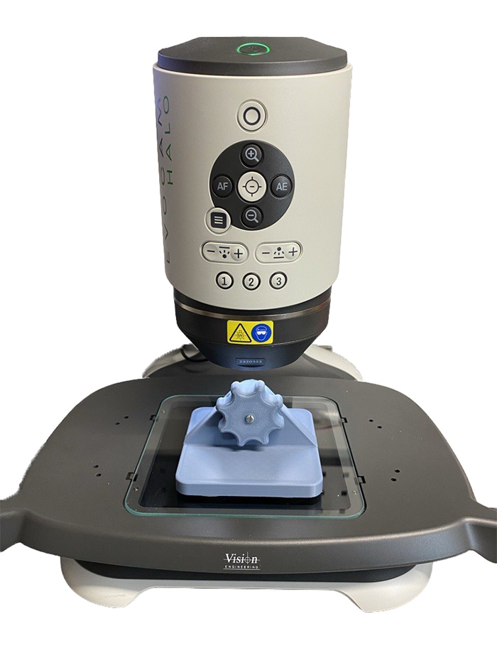 Close up edit-700×933 Close up of EVO Cam HALO digital microscope system