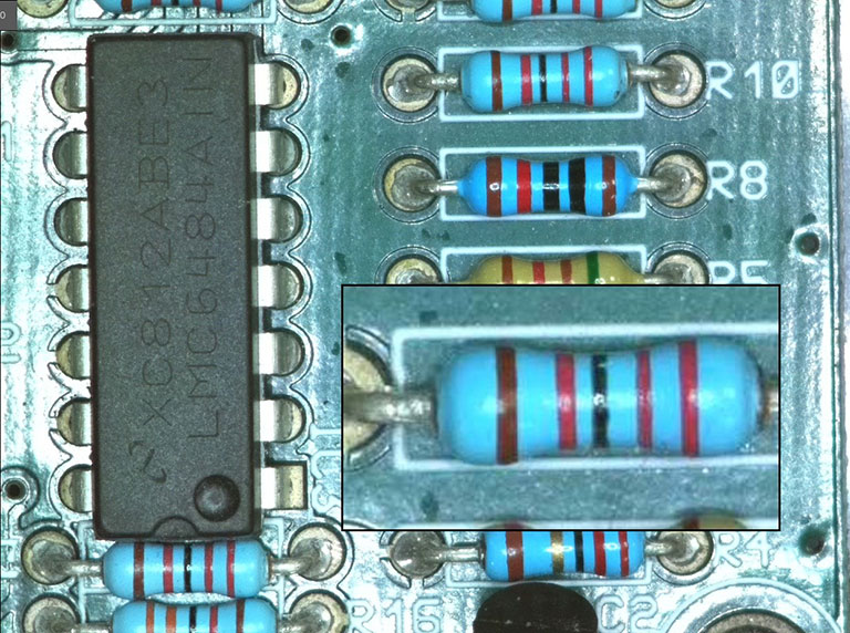 PCB inspection with digital microscope showing to magnifications at once